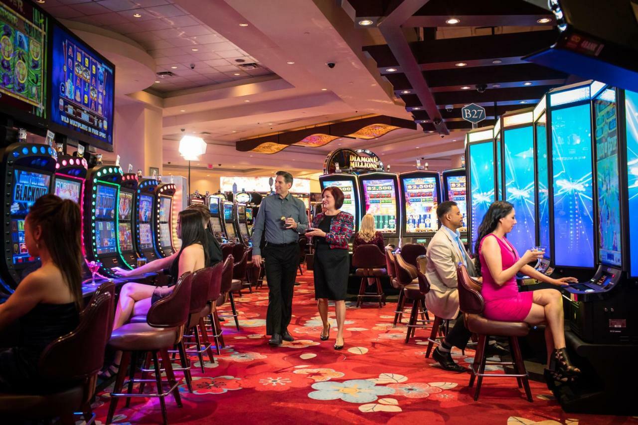 River Cree Resort & Casino Acheson Exterior photo